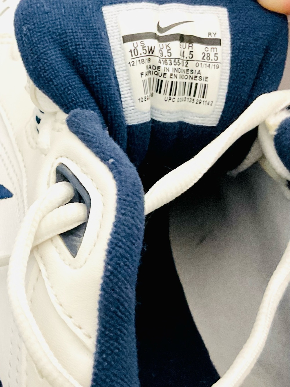 Nike Air Monarch IV White Navy Sneakers Men’s Size 10.5 Walking Shoes - Picture 4 of 7